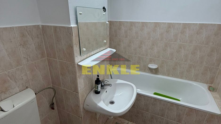 De inchiriat apartament cu 2 camere, zona Bucovina. - Poză 8