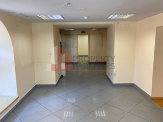 Spatiu comericial in cladire consolidata si renovata. - Poză 10