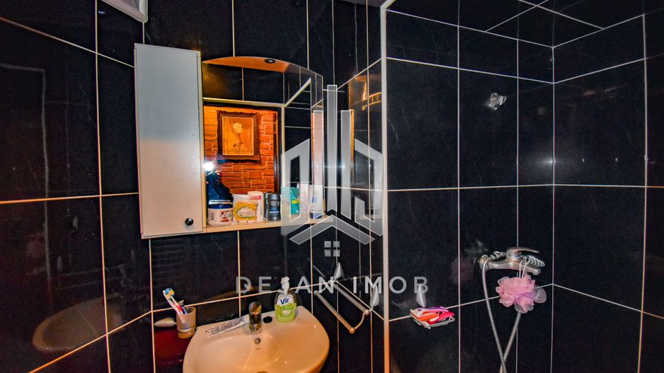 Apartament cu 2 camere de vânzare în Simeria, Sfantu Gheorghe - Poză 5