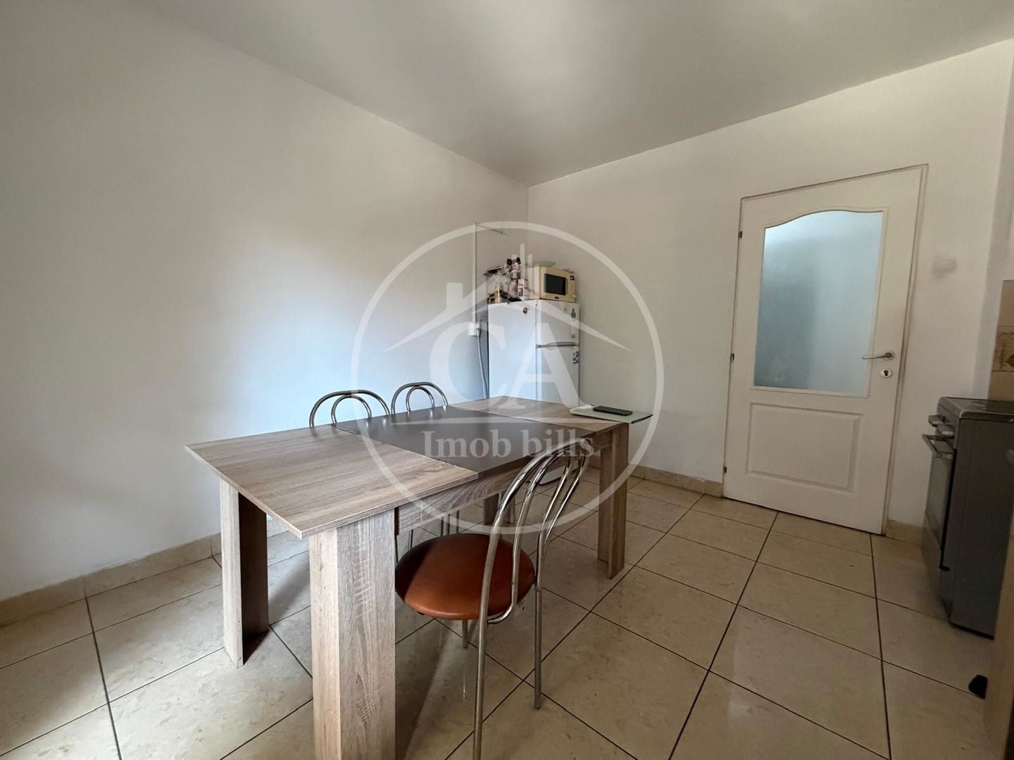 Apartament de vânzare cu 4 camere în zona Decebal, Oradea - Poză 7