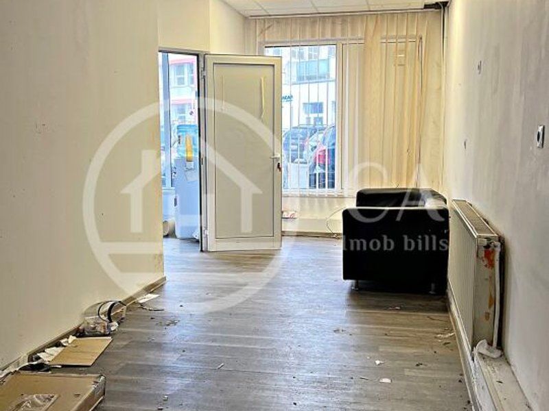 Spatiu comerical de inchriat in zona Rogerius, Oradea - Poză 8