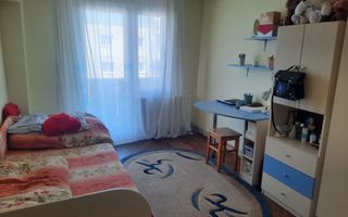 Apartament cu 2 camere - cartier 7 noiembrie, zona Piața de zi - Poză 1
