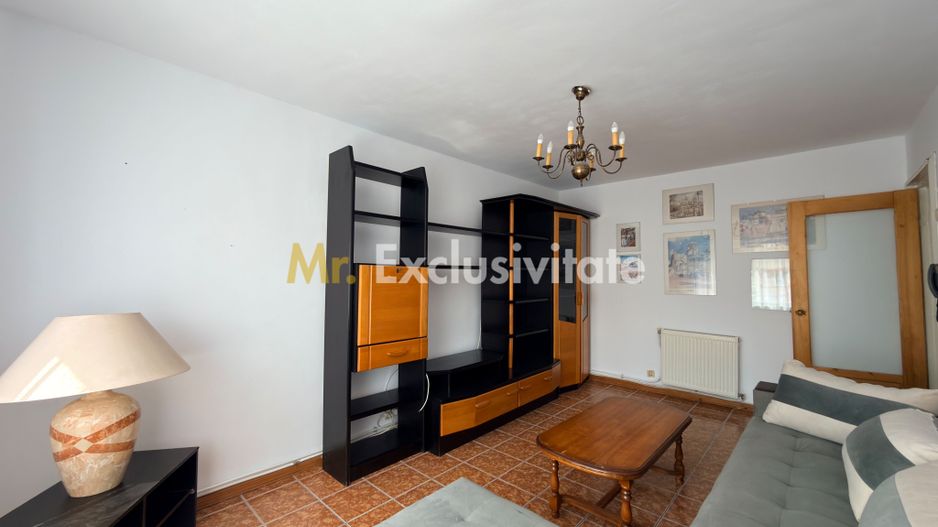 Apartament 3 camere etaj 3- Campulung-Zona Visoi! - Poză 2