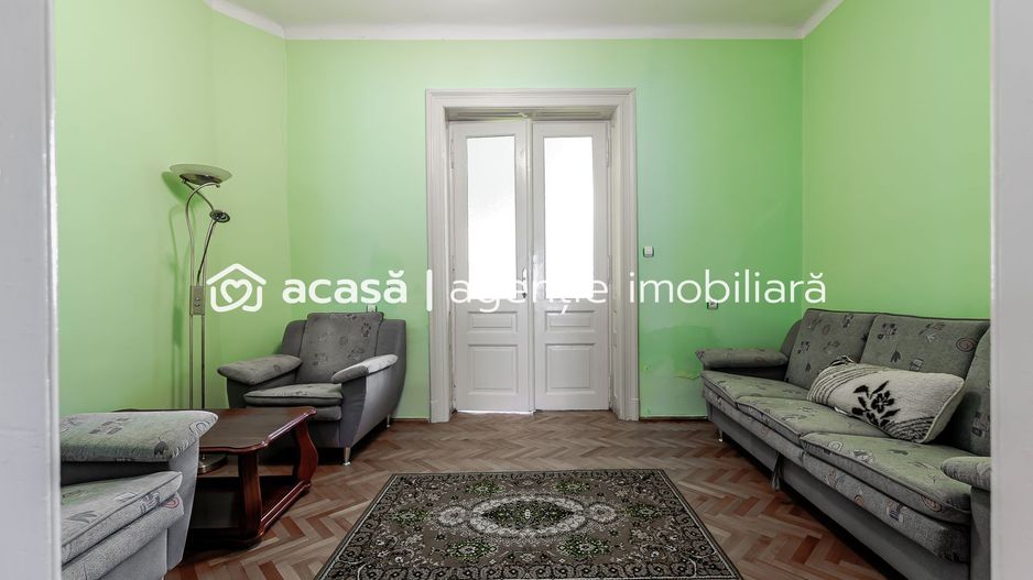 Locuință spațioasă cu grădină mare, în Aradul Nou, calea Timișorii - Poză 12