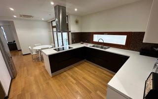 Apartament cu 5 camere în zona Brancoveanu - Poză 12