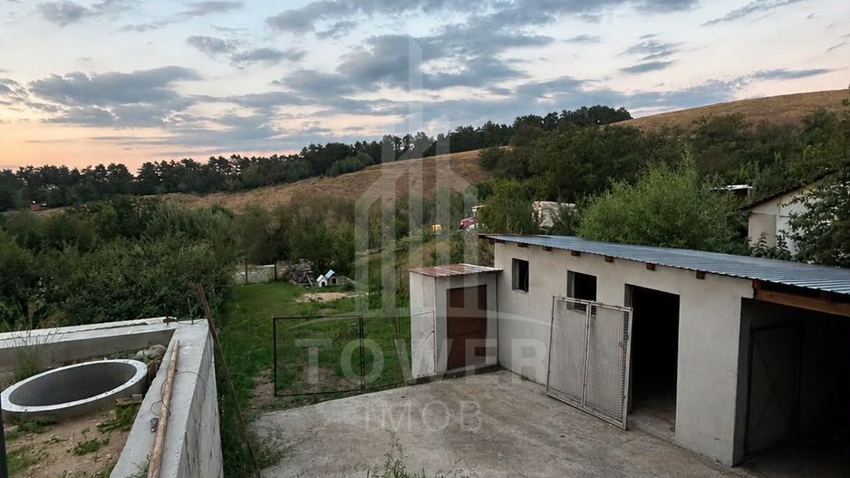 Casă modernă de vânzare în Poplaca – la 10 minute de Sibiu - Poză 2