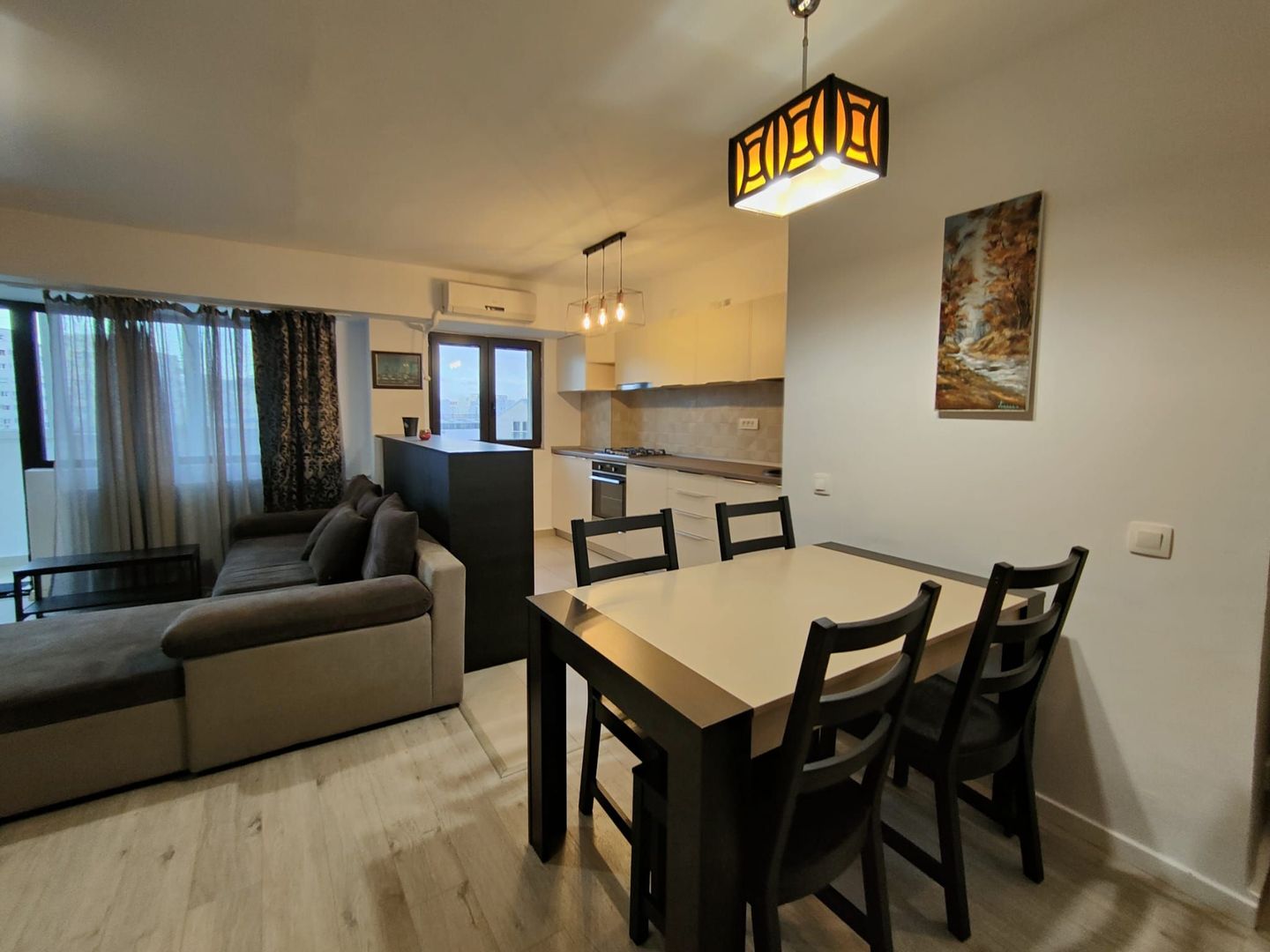 APARTAMENT SPATIOS ZONA TITULESCU - Poză 3