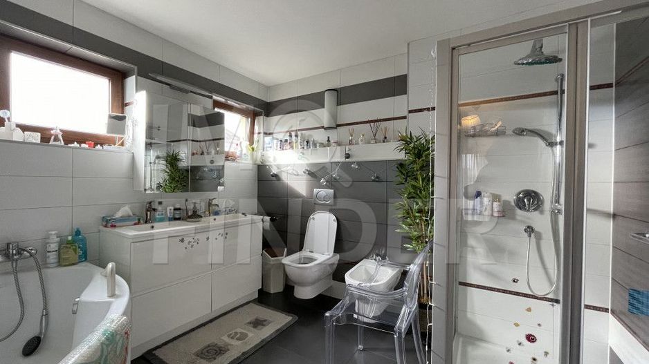 Vanzare casa individuala in Andrei Muresanu, teren 912 mp - Poză 8