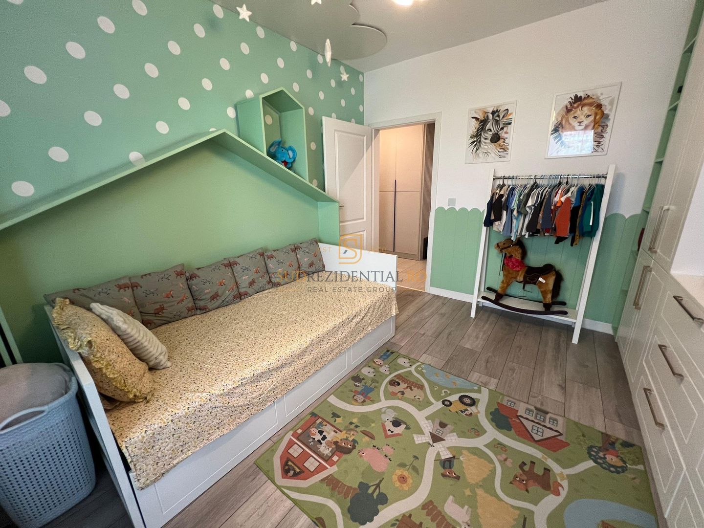 Apartament premium cu 3 camere, suprafață generoasă și loc de parcare - Poză 8