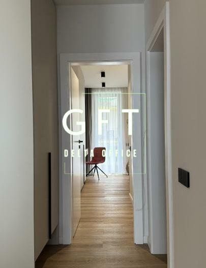 Central. Complet utilat. Nelocuit.Finisaje, dotari moderne - Poză 14