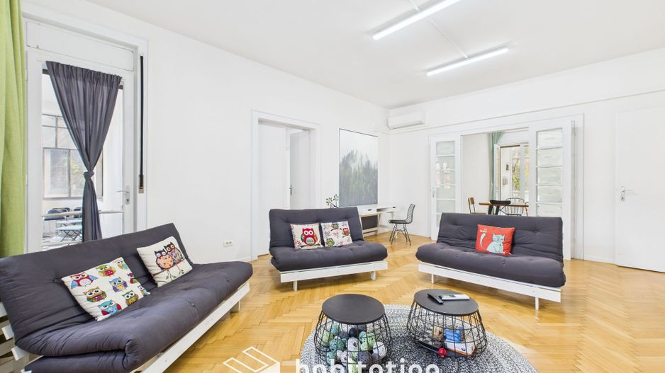 Apartament 4 camere, boem si spațios, chiar in centrul Timișoarei - Poză 3