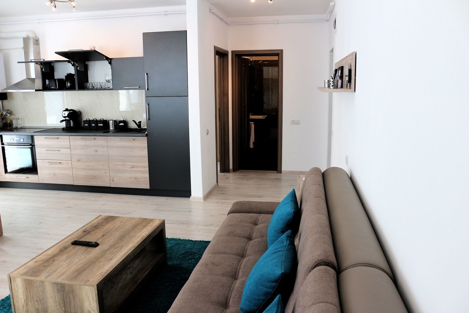 Apartament Utilat Mobilat cu Parcare Subterana  Zona Europa - Poză 2