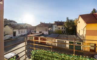 2 apartamente, 1 etaj, o oportunitate rară – ultracentral - Poză 7