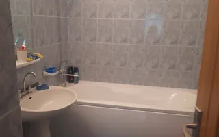 Apartament cu 2 camere/ decomandat/ 62 mp/ zona Zimbru - Poză 12