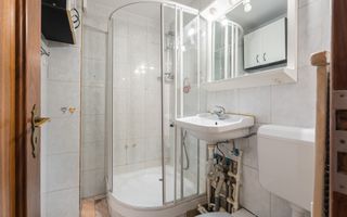 4 camere cu boiler, 13 Septembrie - Poză 10