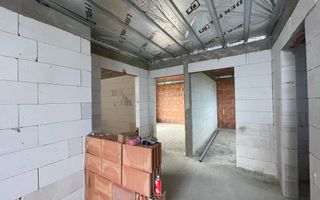 CASA LA ROȘU 220 MP | ZONA RETRASA CU VEDERE PANORAMICA| MARGINEA - Poză 7