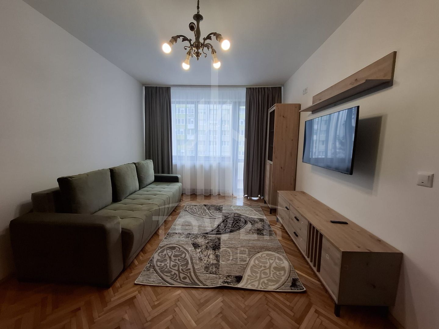 Apartament 2 camere, renovat total, M. Viteazu - Poză 1