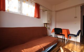 Vis a vis de Facultatea de Constructii, 2 camere, centrala proprie - Poză 3