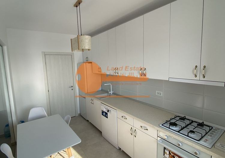 3 camere Crangasi - Poză 4