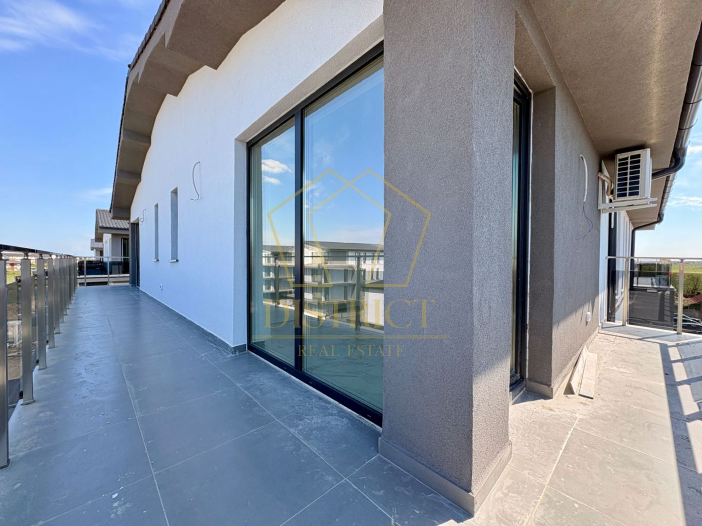 Penthouse cu 3 camere si terasa de 45mp | zona Antenei | Giroc - Poză 12