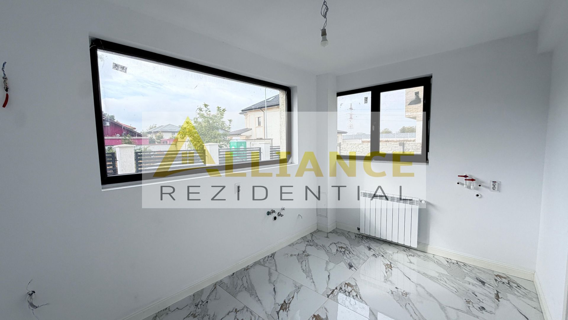 Casa Individuala - 5 camere - 2 bai - 300mp teren - Poză 9