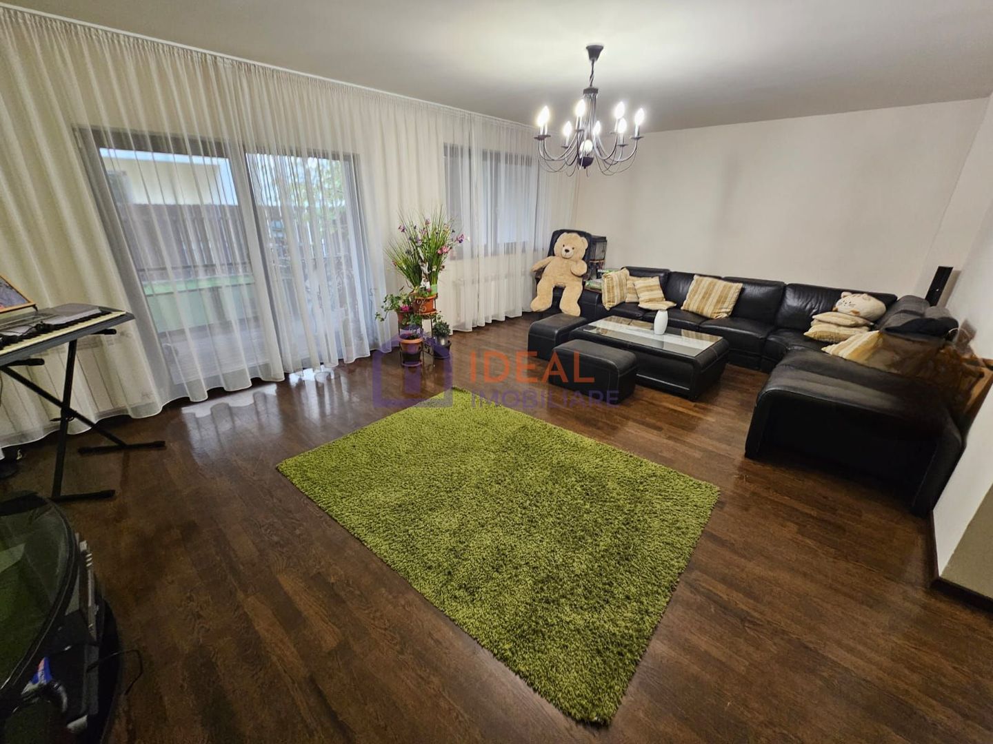 Casa Mobiltata-Utilata cu 4 camere,  pe Pictor Brana - Poză 3