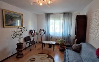 APARTAMENT DE VANZARE ETAJ 2/4 DECOMANDAT ZONA 1 MAI - Poză 1