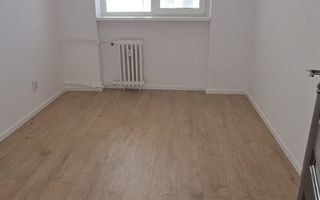 Decomandat renovat 3 camere Dna Ghica Colentina - Poză 2