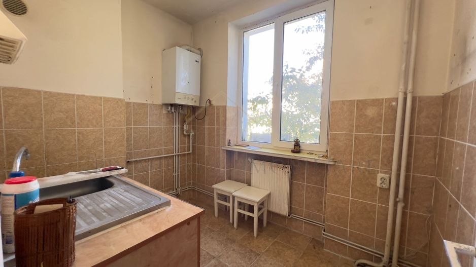 Apartament 2 camere central - Poză 3