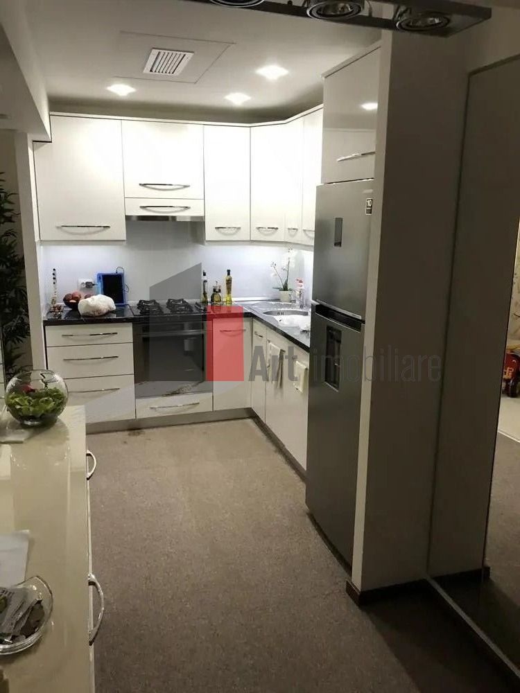 Apartament  2 camere Vitan Rin - Poză 3