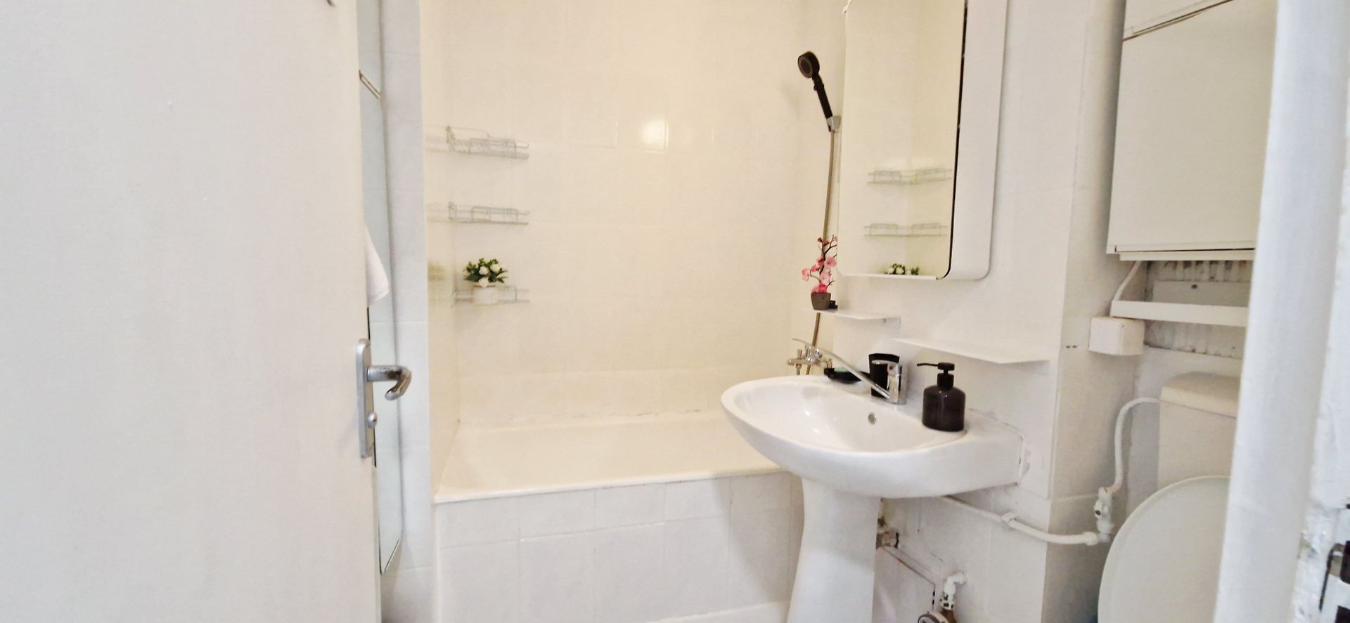 2 camere modern | Metrou Favorit (COMISION ZERO) - Poză 12