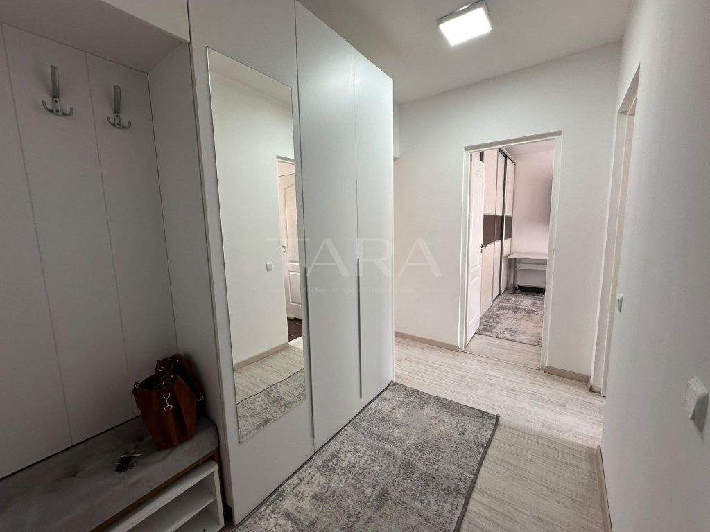 Apartament cu 2 camere și două balcoane în Florești + parcare. - Poză 3