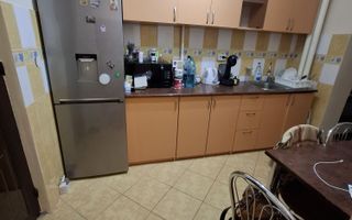 Apartament 3 camere Sagului etaj 2 - Poză 2