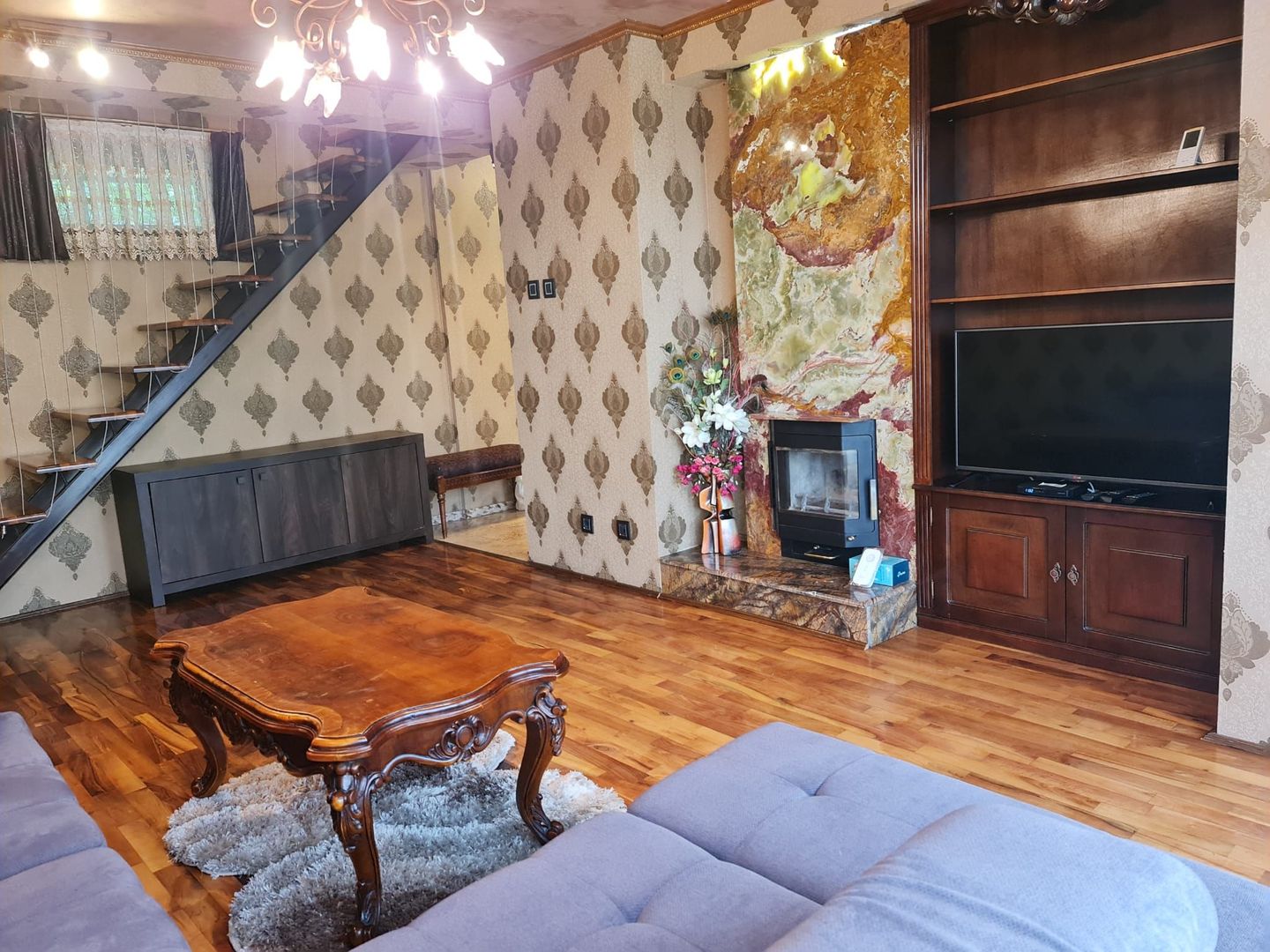 Se caută COLEGĂ DE APARTAMENT /  cameră de închiriat în Centru - Poză 2