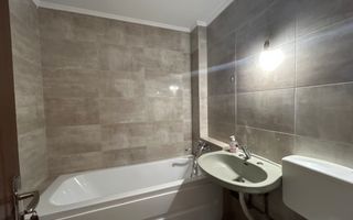 Apartament 3 camere, decomandat, zona Micalaca - Poză 14