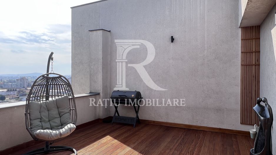 Penthouse cu Design Eclectic | Central | Panoramă Unică | Oradea - Poză 23