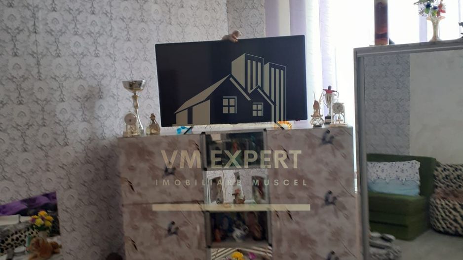 APARTAMENT 2 CAMERE, ETAJ 4, BLOC DE CARAMIDA, CAMPULUNG - Poză 7