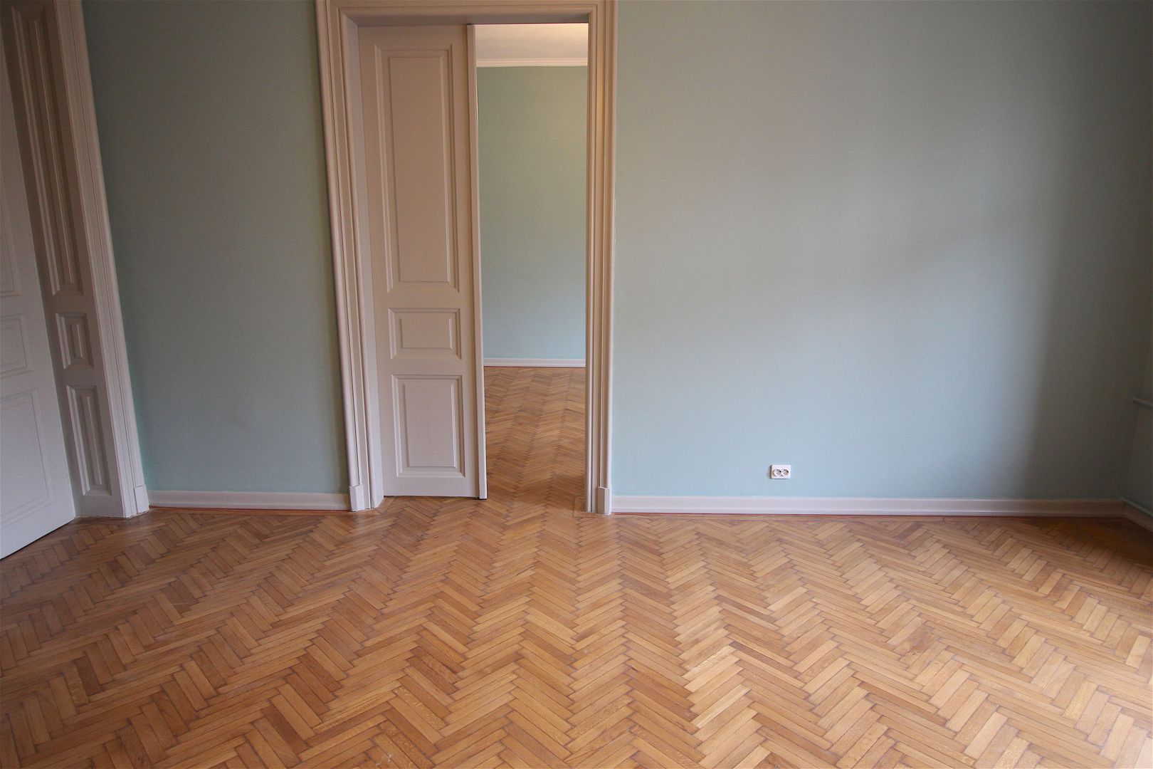 Spatiu de birouri in cladire istorica - Poză 9