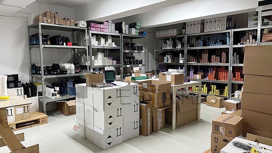Spatiu comercial pentru depozitare 130 mp zona Decebal - Poză 1