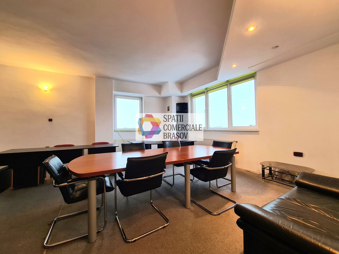 Spatiu birouri de închiriat Brasov - 68 mp  # spatii-comerciale-brasov.ro - Poză 3