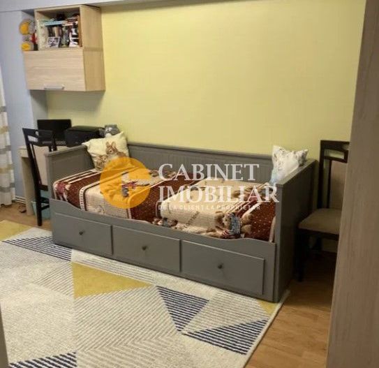 Apartament 4 camere Decomandat - Etaj Intermediar - Zona Nicolina - Poză 5