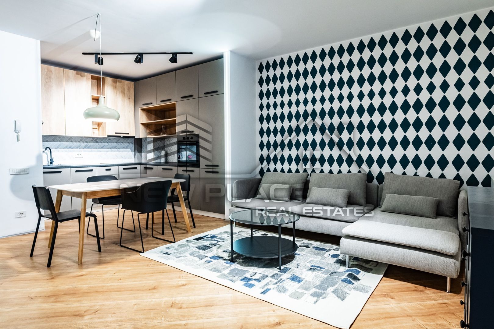 [VIDEO] 4City North | Apartament exclusivist | Vedere curtea interioara | Lux - Poză 2