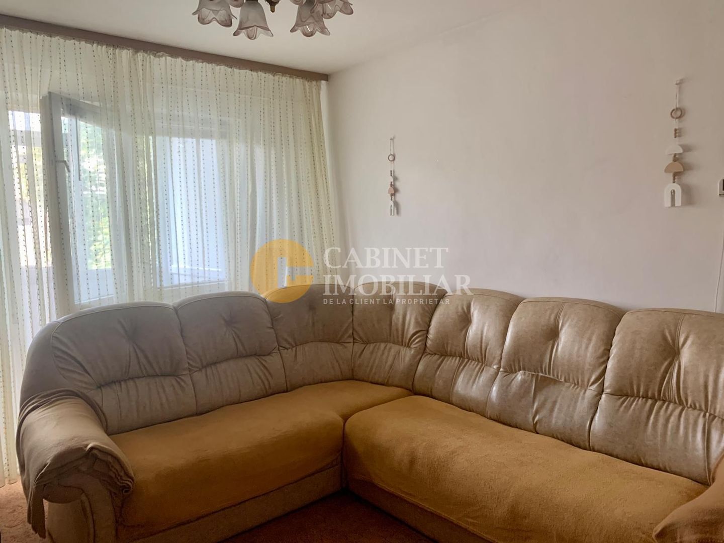 2 CAMERE-- MOBILAT SI UTILAT -- ALPHA BANK PACURARI - Poză 2