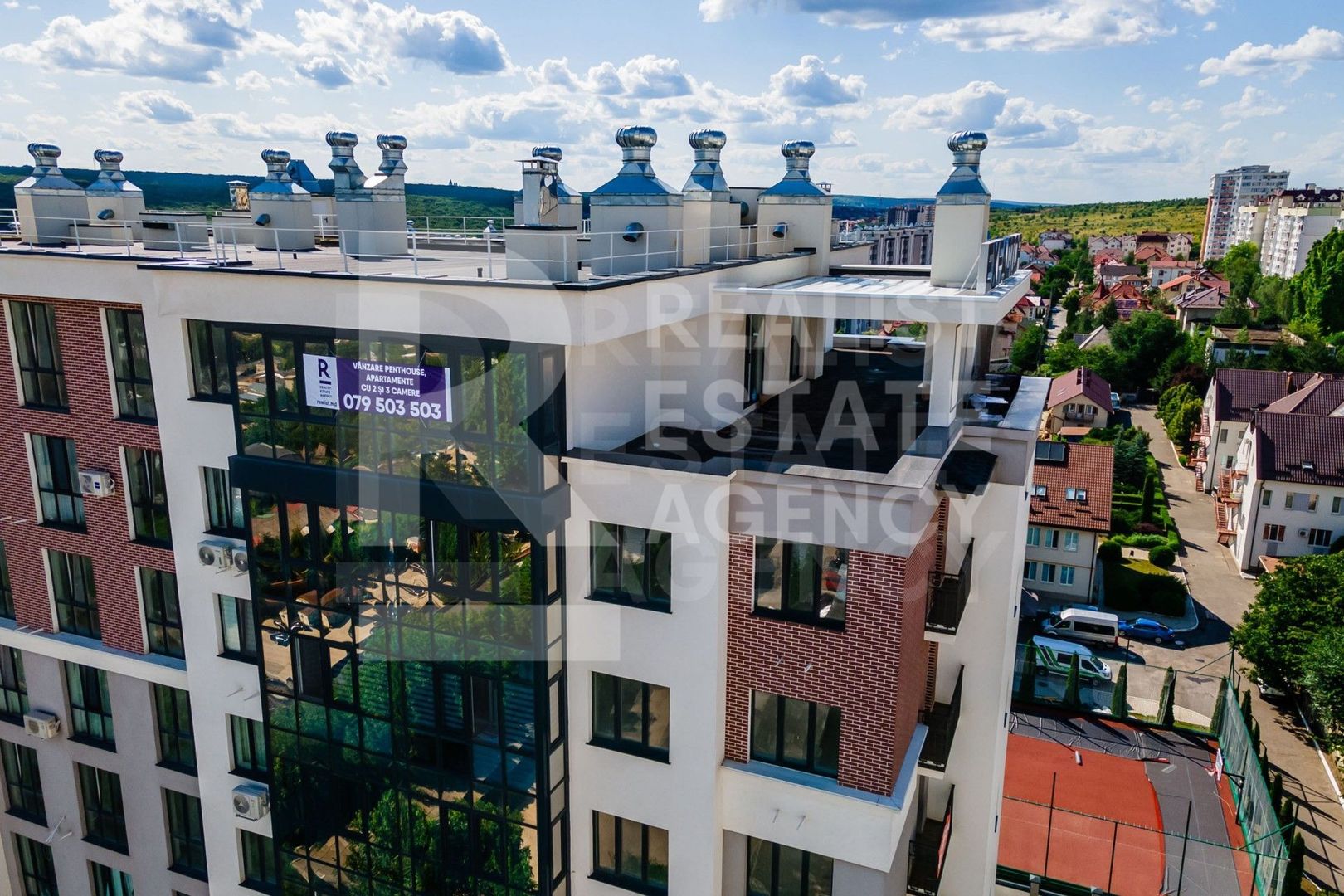 Vânzare, penthouse, 3 camere, str. Ion Buzdugan, Buiucani - Poză 1