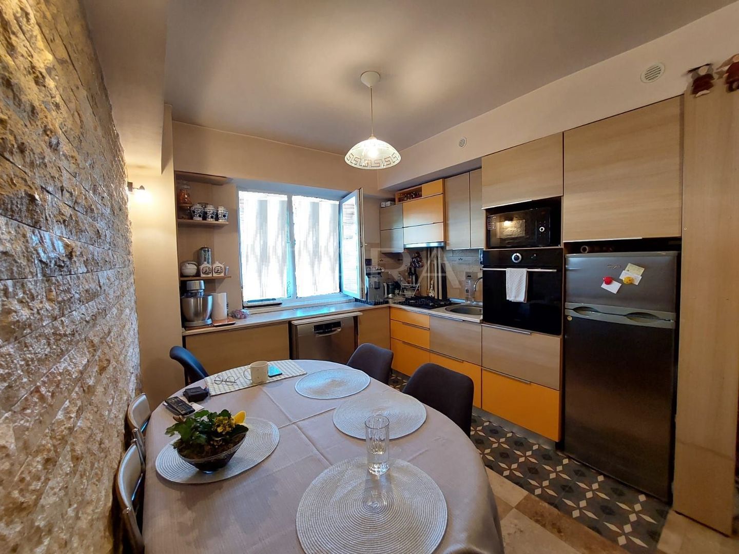Apartament 1 cameră – ideal pentru firmă sau locuit, Mărăști. - Poză 4