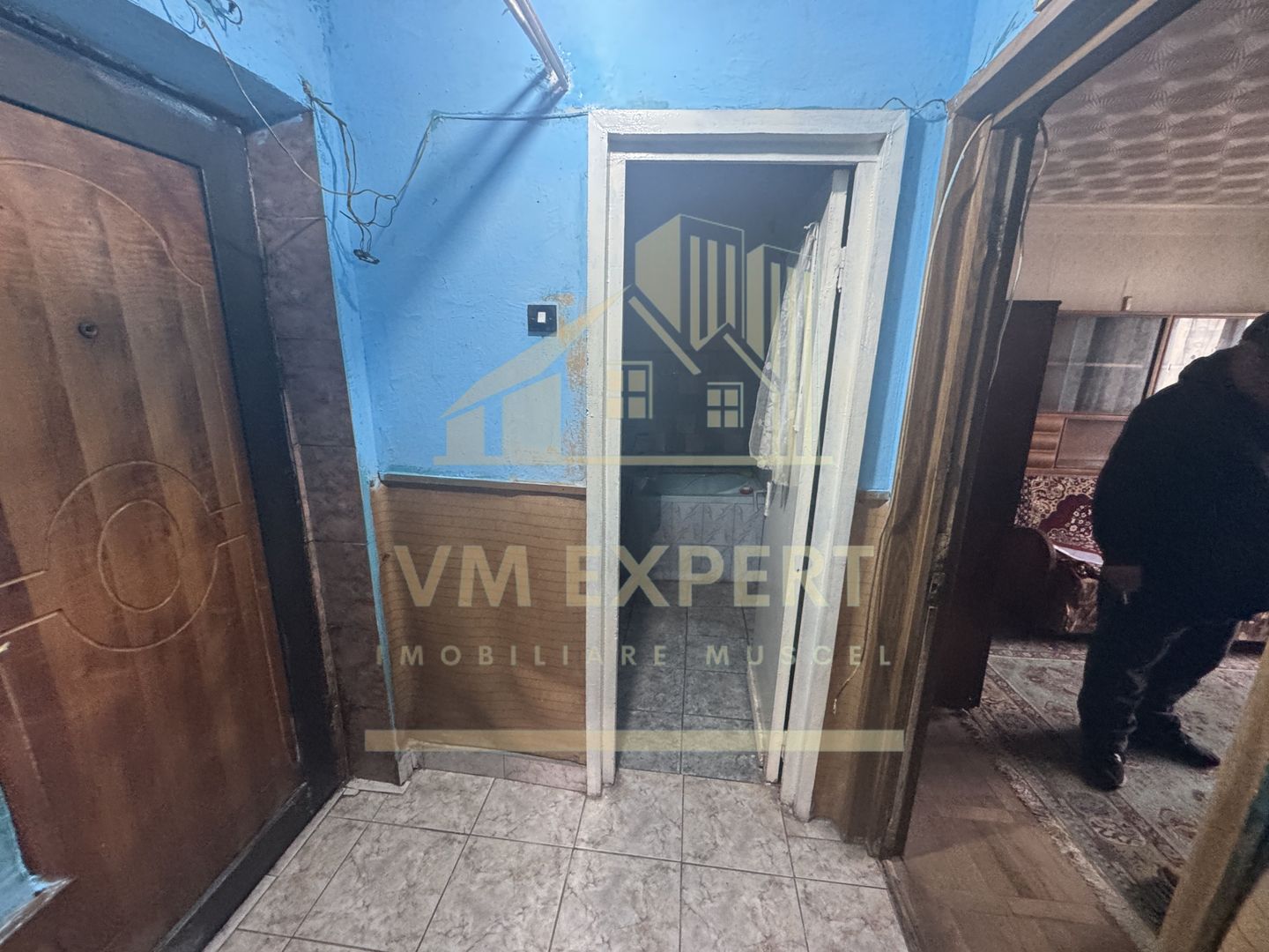 APARTAMENT 3 CAMERE PARTER CAMPULUNG - Poză 6