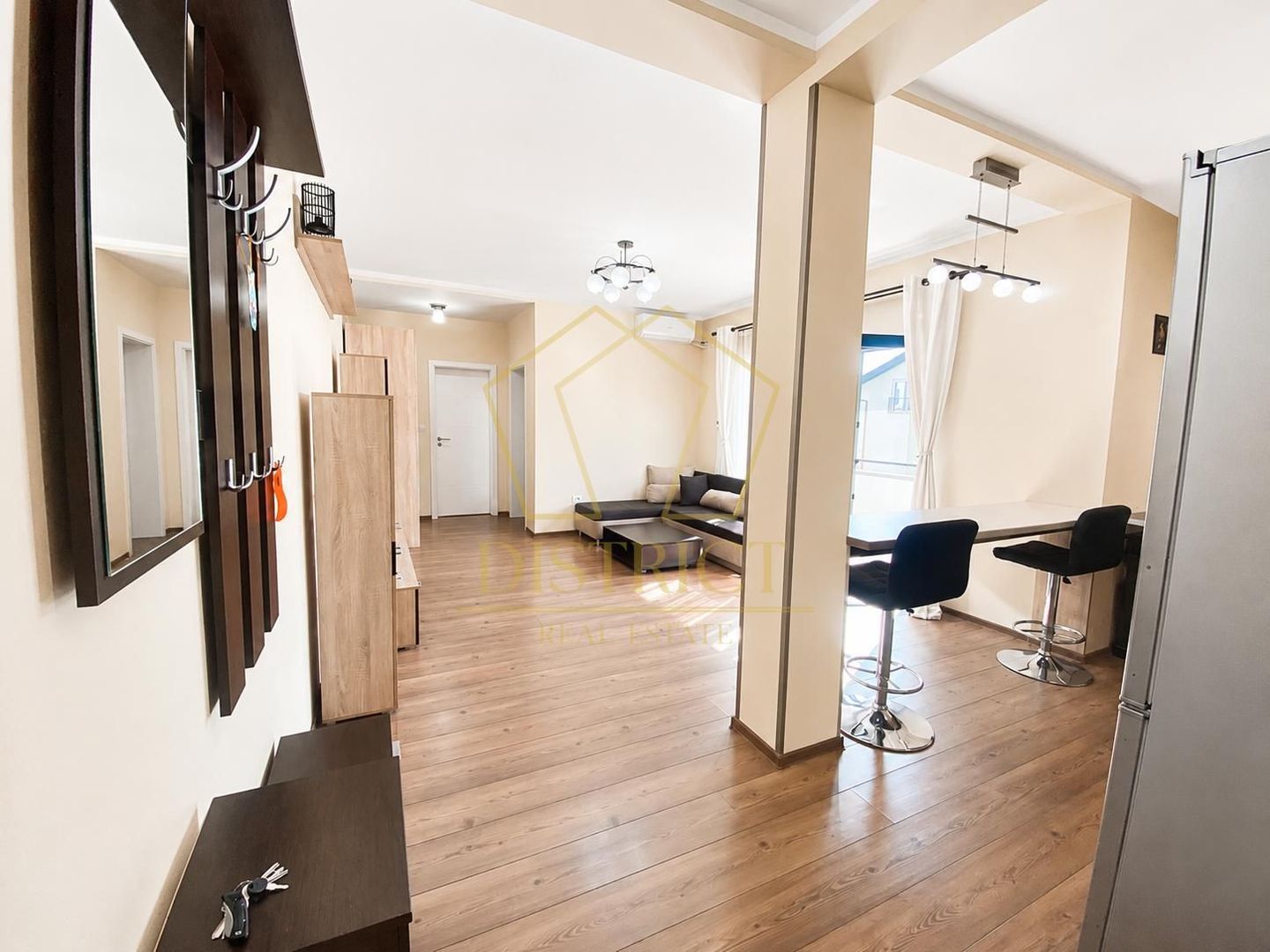 Apartament cu 2 camere | Dumbravita - Poză 12