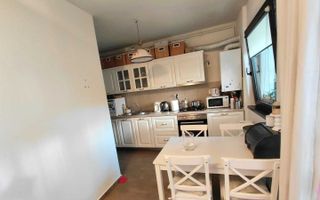 Apartament modern 3 camere cu terasă generoasă, zona Borhanci - Poză 1