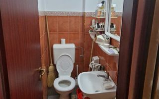 Dambovita | 3 Camere | Centrala Proprie | Bloc Izoolat. - Poză 7