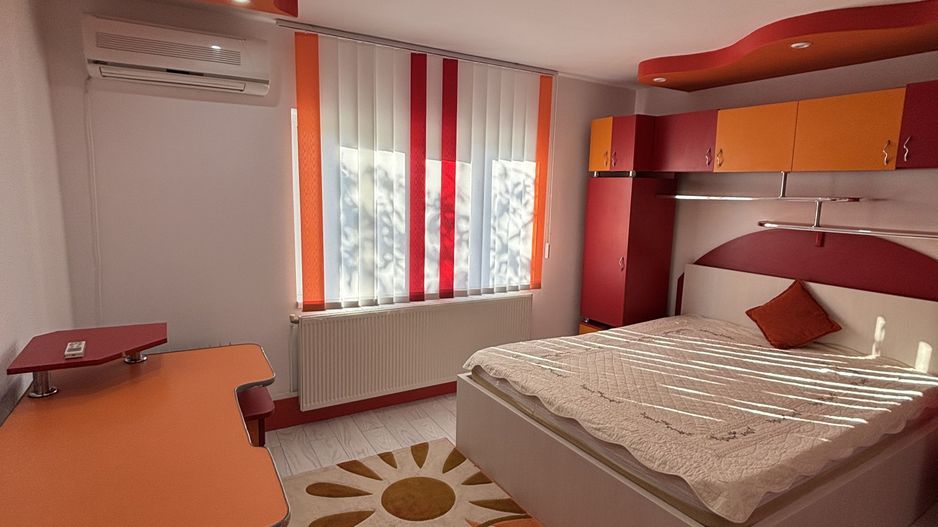 Apartament generos 2 camere - Poză 7